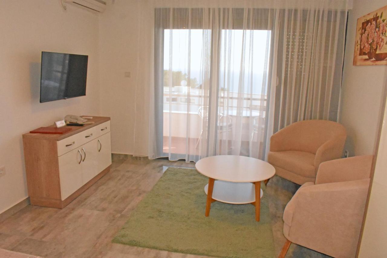 Hotel Freiburg Ulcinj Eksteriør billede