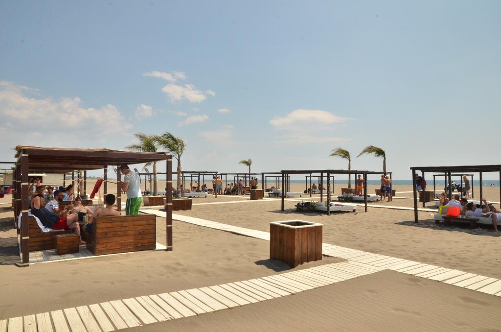 Hotel Freiburg Ulcinj Eksteriør billede