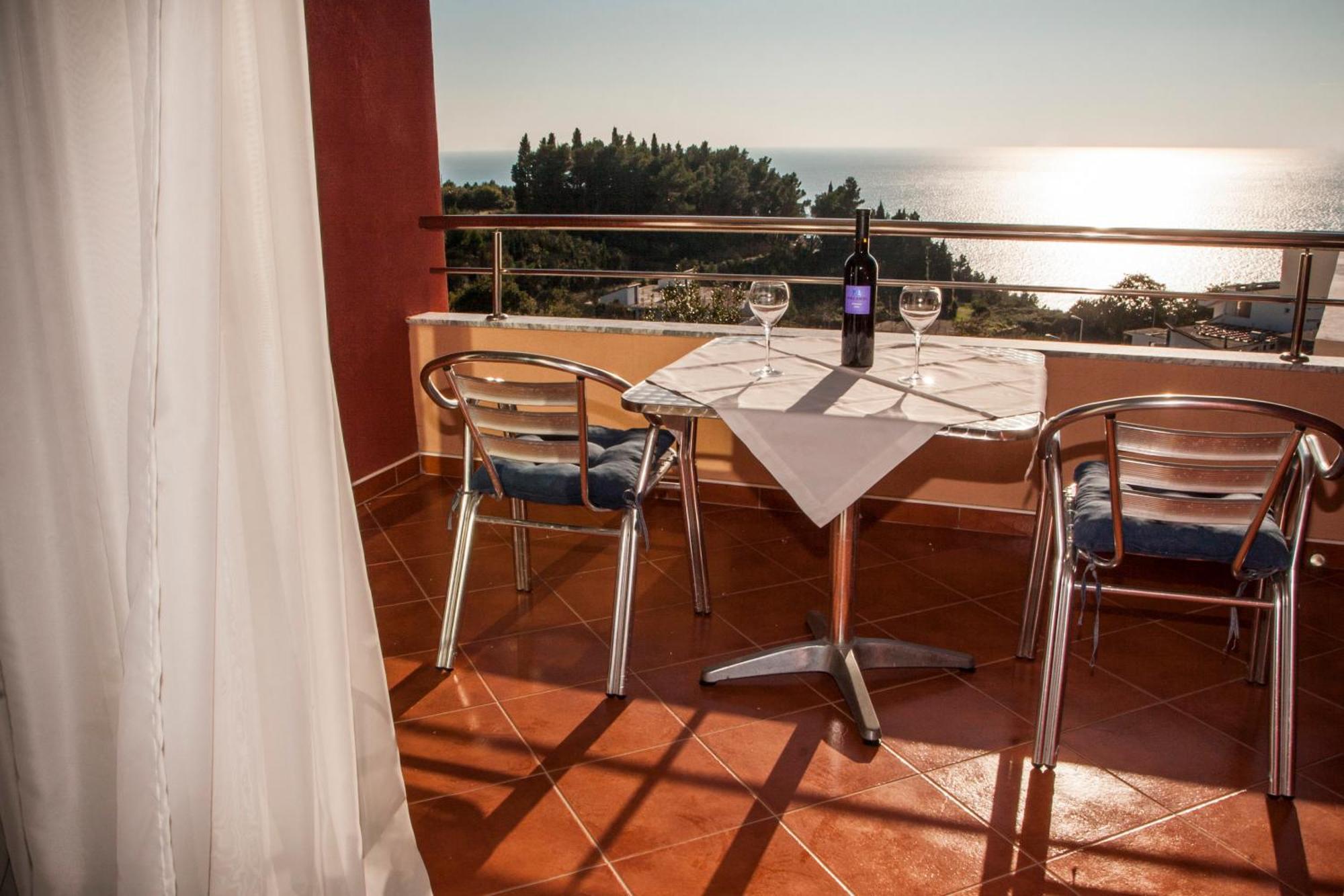 Hotel Freiburg Ulcinj Værelse billede