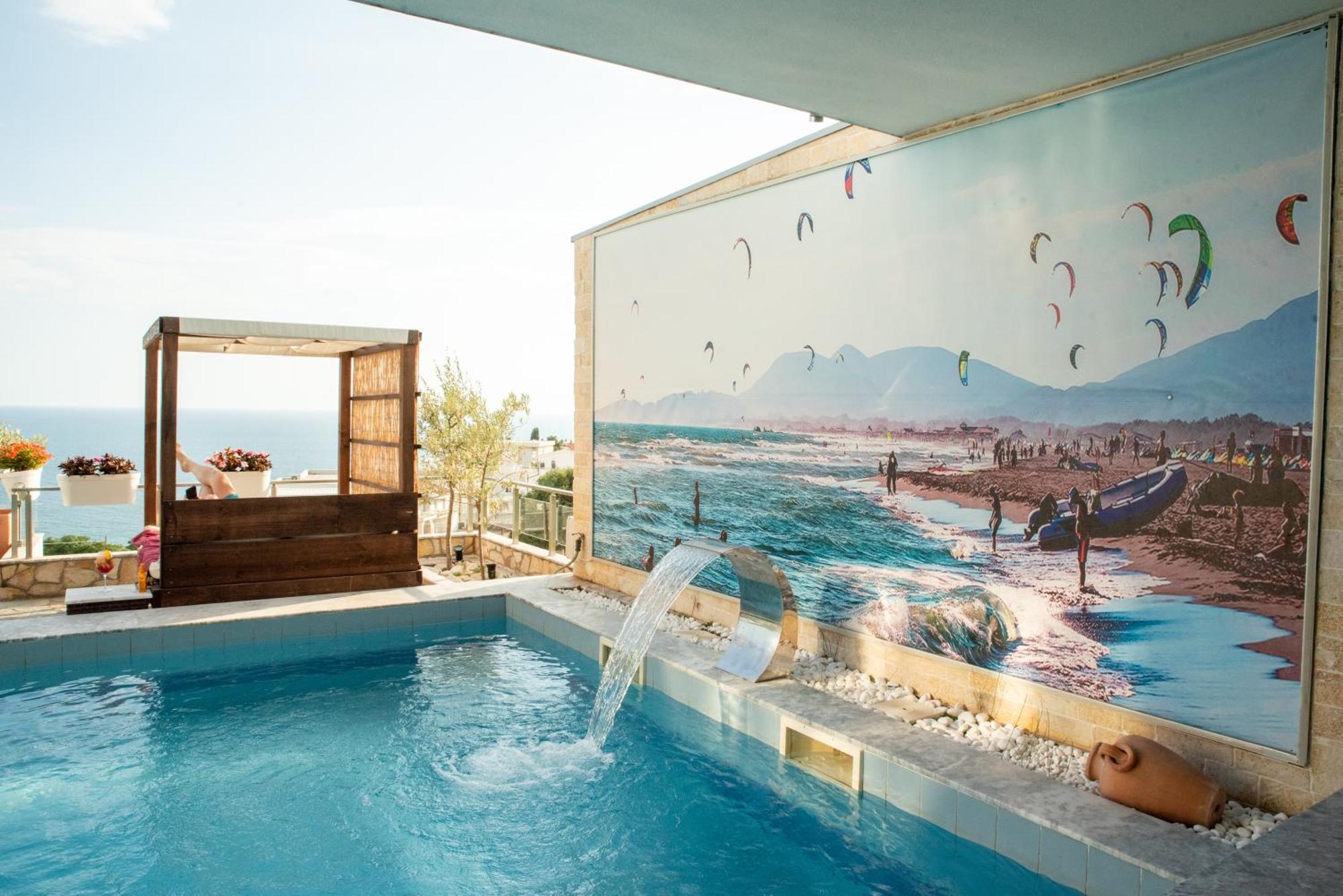 Hotel Freiburg Ulcinj Eksteriør billede