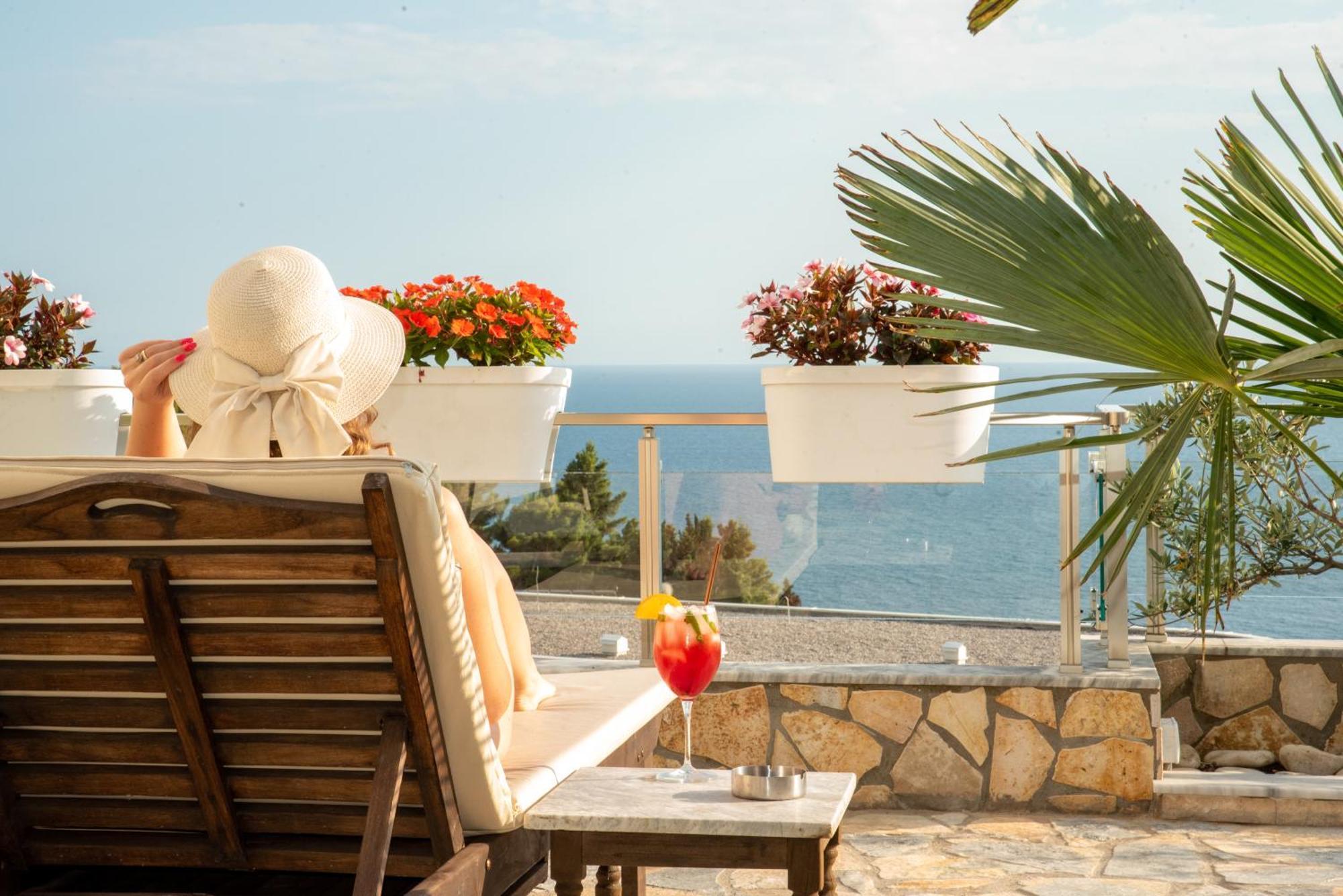 Hotel Freiburg Ulcinj Eksteriør billede