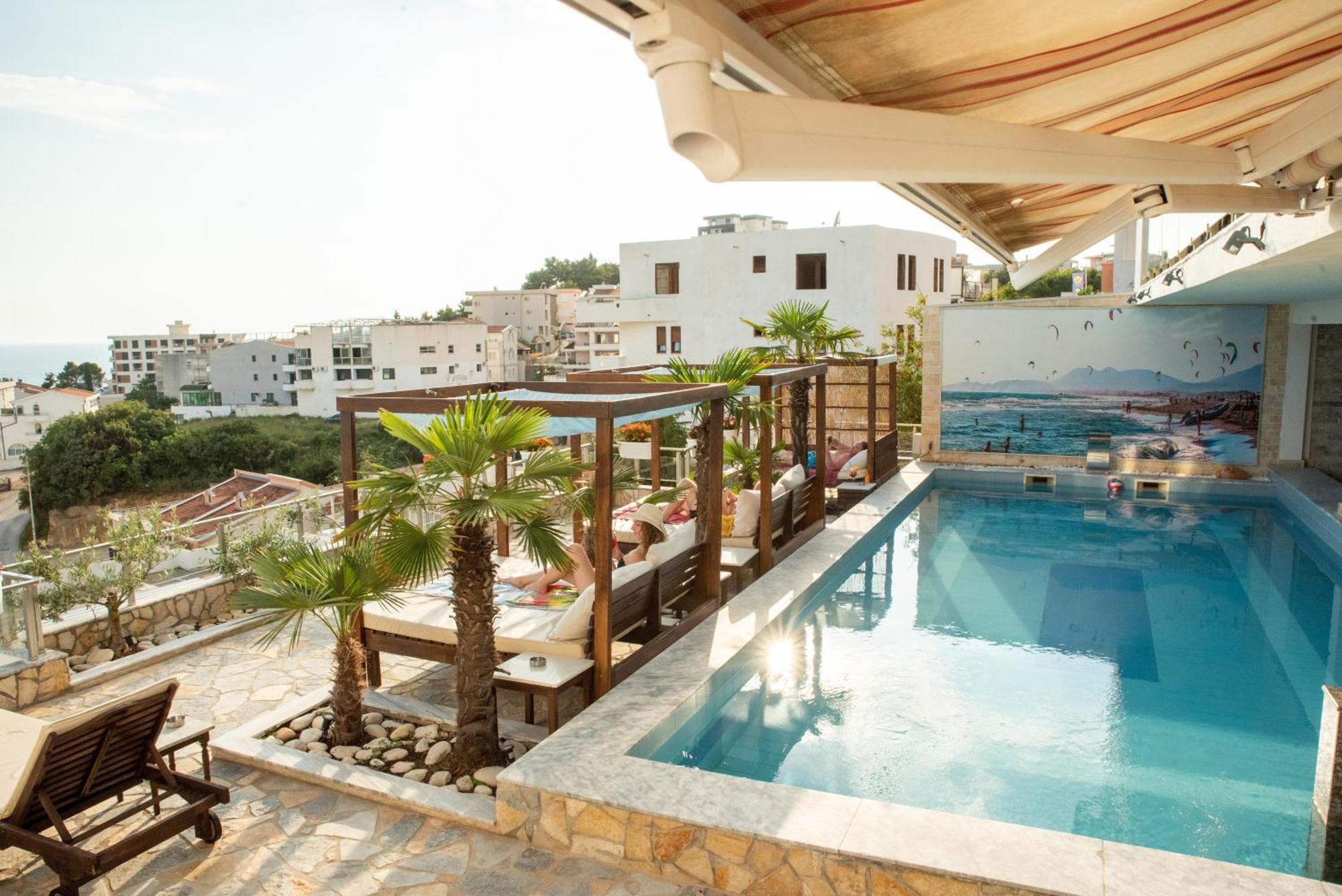 Hotel Freiburg Ulcinj Eksteriør billede
