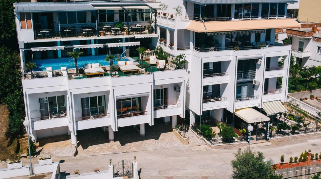 Hotel Freiburg Ulcinj Eksteriør billede